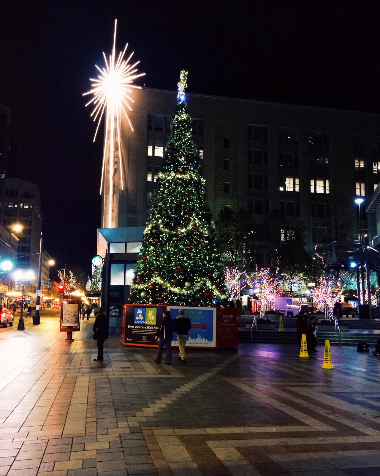 Christmas in Seattle Favorite city, Christmas, Holiday